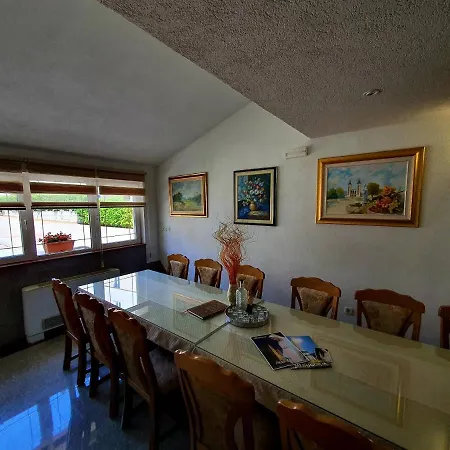 Valentino Casa de hóspedes